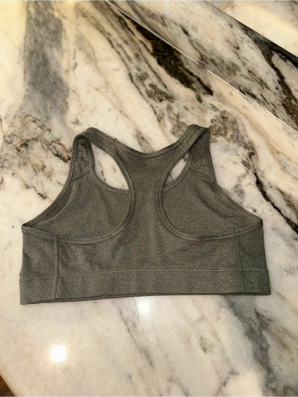 Nike Size Large Women's Gray Racerback Sports Bra - Supportive Athletic Comfort
